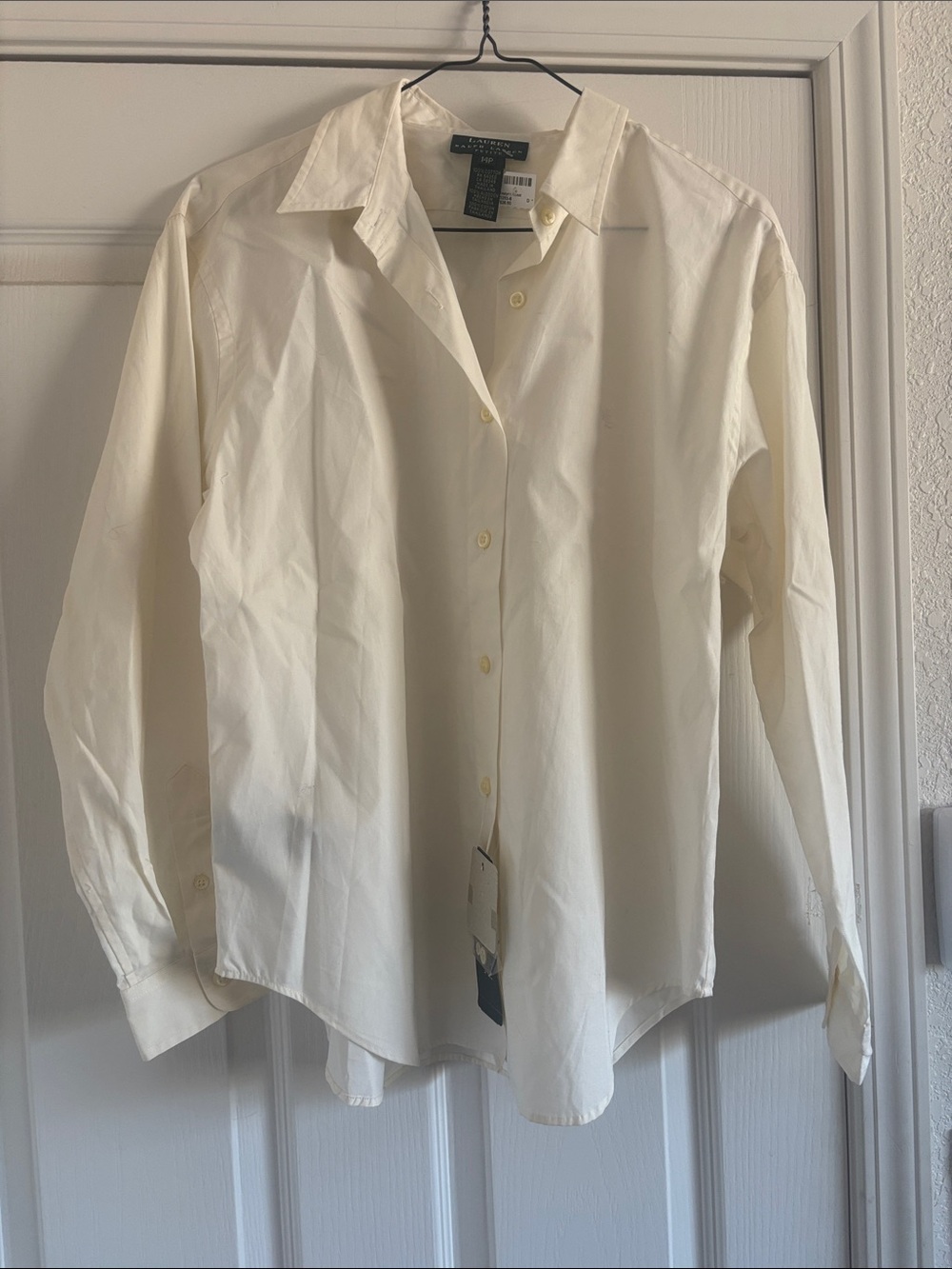NWT Ralph Lauren Classic Ivory Button-Down Women’s Shirt 100% Cotton 14P
